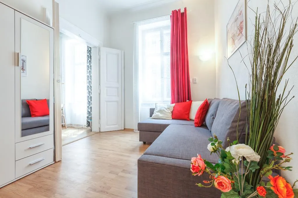 Modern Apartment Zitna Prague
