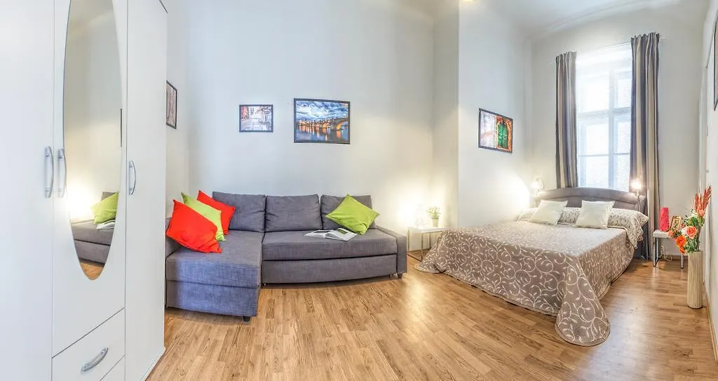 Modern Apartment Zitna Prague